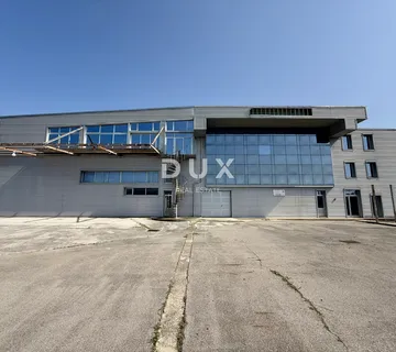 NOVI VINODOLSKI - Unikatna nekretnina za dugoročni najam, poslovna zgrada 3.776 m2, okućnica 9362 m2! - cover