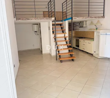 Labin, centar, poslovni prostor, 38m2