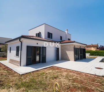 ISTRA,POREČ Prekrasna nova vila u mirnom okruženju!