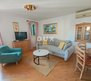 ISTRA, ROVINJ - Penthouse 75,40 m2 u starom gradu s pogledom na more!