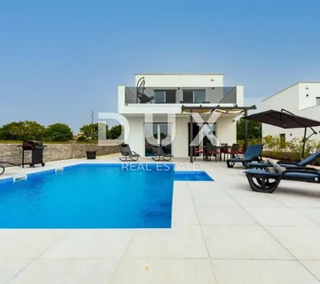 ISTRA, SVETVINČENAT - Moderna vila na mirnoj lokaciji