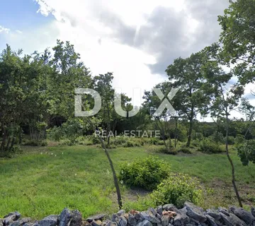 ISTRA, SVETVINČENAT - Građevinsko zemljište na rubu naselja