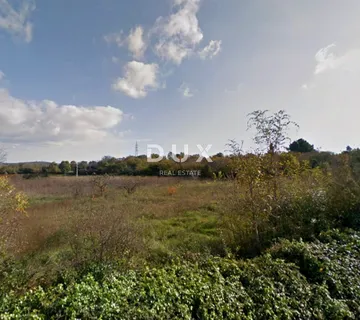 ISTRA, ROVINJ - Građevinsko zemljište u predgrađu - cover