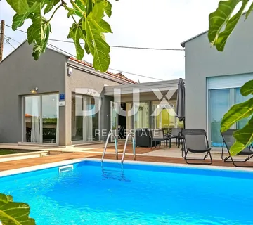 Istra, Poreč, trosobna kuća, 125m2