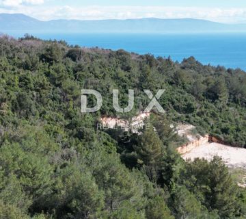 LABIN, SVETA MARINA- stara kuća s građevinskim zemljištem 435m2, s pogledom na more i idejnim projektom - cover
