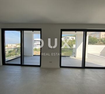 CRIKVENICA - luksuzni, dvoetažni stan 3S+DB u stambenoj vili s vlastitim bazenom - cover