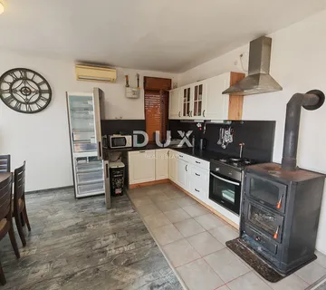ISTRA, PULA - Samostojeća kuća s okućnicom