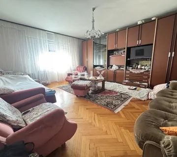 Rijeka, Belveder, dvosoban Stan s balkonom i pogledom na more, lift, odlična lokacija