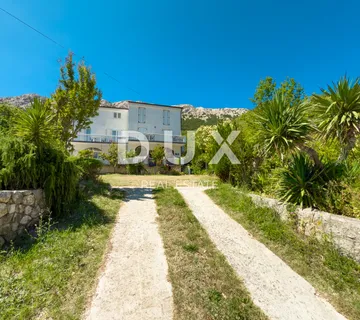 OTOK KRK, BAŠKA - Kuća s 5 apartmana i velikom okućnicom - Batomalj, Baška
