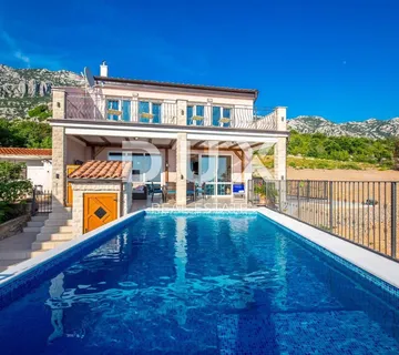 JABLANAC - kuća 260m2 sa bazenom i pogledom na more - Jablanac, Senj