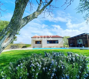 ISTRA, ROVINJ - Kuća s karakterom i dušom - cover