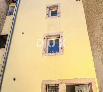 ISTRA, MEDULIN - Šarmantna kamena kuća s apartmanom u prizemlju u centru Medulina - cover