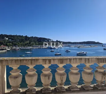ISTRA, ROVINJ – Stan s očaravajućim pogledom na more. Prilika!