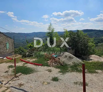 ISTRA, MOTOVUN - Autentična prilika u srcu Motovuna – kameni niz s vrtom i pogledom koji ostavlja bez daha - cover