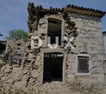 ISTRA,BUZET - Dvije kuće s zemljištem na mirnoj lokaciji