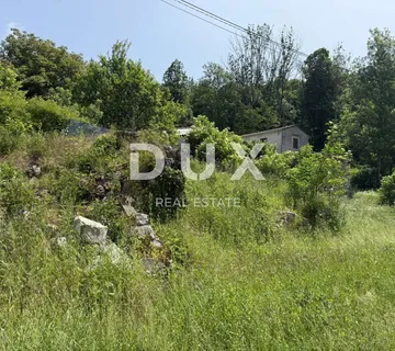 ISTRA, LANIŠĆE - Kamena ruševina na mirnoj lokaciji