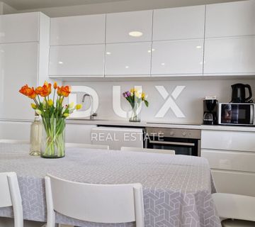 ZADAR, PRIVLAKA - Vaša vila iz snova: pogled na more, jacuzzi na krovu i samo 100 m do plaže ! R2 - cover