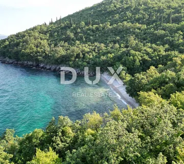 OPATIJA, MEDVEJA- građevinsko zemljište 8000m2- 1. RED DO MORA!!! za hotel/ boutique hotel/ motel/ apartmane/ ville/ kuće za iznajmljivanje - odmor s bazenom - cover