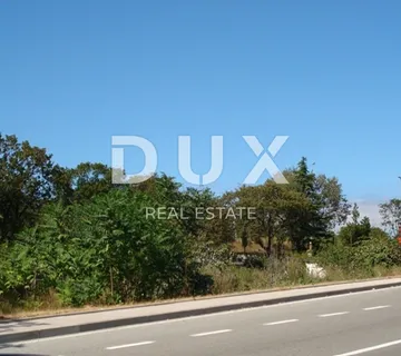 KUKULJANOVO, BAKAR- građevinsko zemljište 8149m2 gospodarske namjene (industrijske, trgovačke, zanatske) u industrijskoj zoni - cover