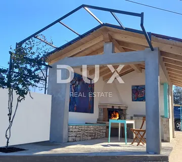 ISTRA, SVETVINČENAT – Građevinsko zemljište s građevinskom dozvolom na idiličnoj lokaciji - cover