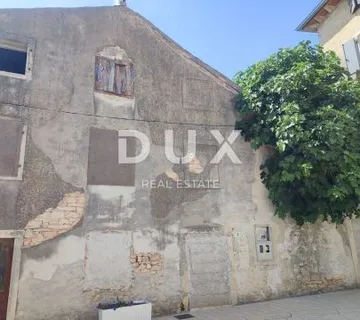 ISTRA, GALIŽANA Kuća za adaptaciju u strogom centru! - cover