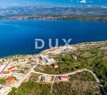ZADAR, NOVIGRAD - PRILIKA! Građevinski teren 150 m od mora! - cover