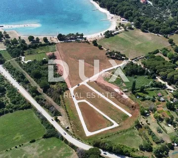 ISTRA, ŠTINJAN - Poljoprivredno zemljište 60 metara od mora - cover