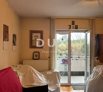 ISTRA, PULA - Stan s terasom u blizini Lungomare šetališta!  - cover