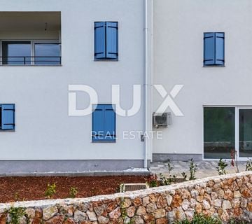 OTOK CRES, CRES CENTAR - Novogradnja!! Prizemlje s vrtom + 2 parkirna mjesta - cover