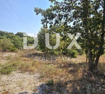ISTRA, SVETVINČENAT - Građevinsko zemljište na rubu građevinske zone - cover