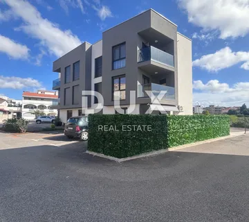 ZADAR, PLOVANIJA - Predivan penthouse u novogradnji - cover