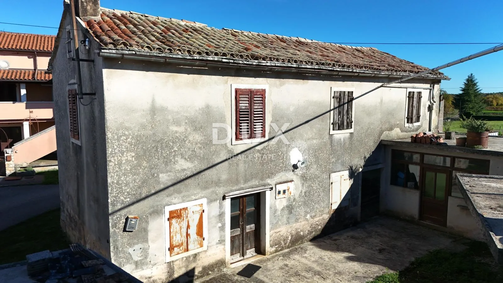 ISTRA, ŽMINJ - Tradicionalna kamena kuća s dvorištem i pomoćnim objektima - cover