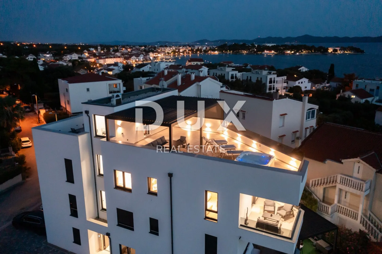 ZADAR, PETRČANE - Penthouse u izgradnj s prekrasnim pogledom 150 m od mora - cover