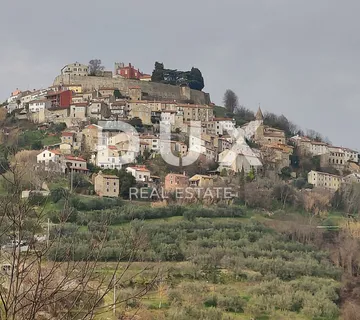 ISTRA,MOTOVUN - Atraktivno zemljište sa pogledom na Motovun - cover