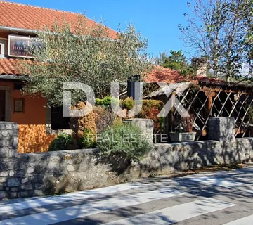 ISTRA, ROČ - Hostel - stambeno-poslovna zgrada 550 m2  - cover