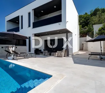 CRIKVENICA - Vila s bazenom i panoramskim pogledom na more - cover