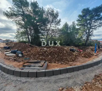 ZADAR, BELAFUŽA - Zemljište u poslovnoj zoni! Prilika za investiciju! - cover