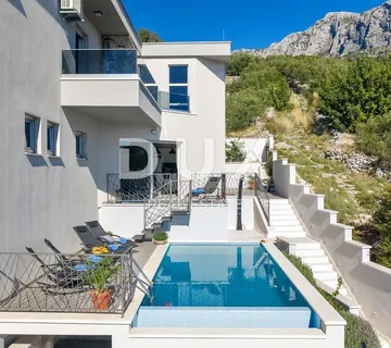 PODGORA - luksuzna apartmanska kuća - cover