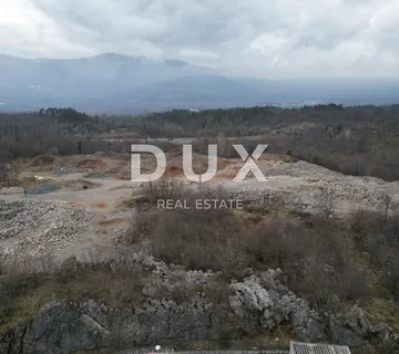 MATULJI, PERMANI - Građevinsko zemljište 1993m2 u radnoj zoni za skladište / halu, M ZONA, oznaka C - cover