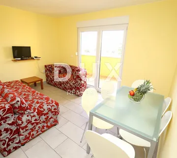 ZADAR, SV. FILIP I JAKOV – Dvoetažni apartman s pogledom na more, 350 m od plaže! - cover