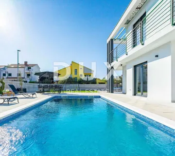 ZADAR, NOVI BOKANJAC - Luksuzna vila s bazenom u mirnom dijelu grada - cover