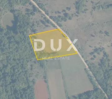 ISTRA, POREČ - Prekrasna poljoprivredna parcela od 8.823 m2 - cover