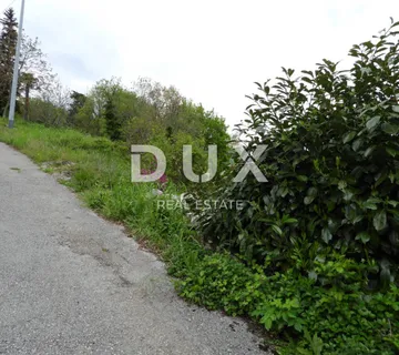 MATULJI, KUĆELI- zemljište 12 000 m2 (cca 6700m2 građevinsko) s pogledom na more + 3 starine 220m2 - cover