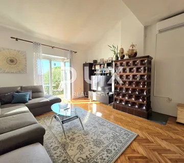 ISTRA, PULA, NOVA VERUDA - Prostrana obiteljska kuća s dodatnim 2SS+DB apartmanom i garažom - cover