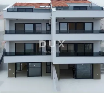 CRIKVENICA, DRAMALJ - Dvoetažni stan s bazenom u novogradnji na samo 300 metara od mora! - cover