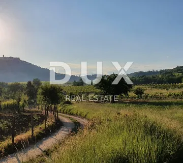 POREČ, OKOLICA - Zemljište za villu ili zgradu do 5 stanova na mirnoj lokaciji - cover