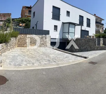 RIJEKA, ZAMET - novogradnja, dvoetažna kuća sa garažom i okućnicom, snižena cijena! - cover