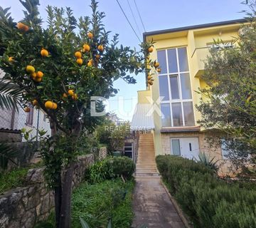 MALI LOŠINJ - KUĆA  na mirnom mjestu, rijetkost na tržištu - cover