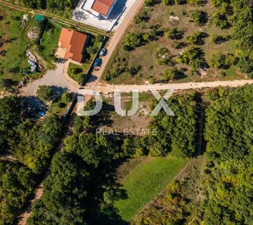 ISTRA, SVETVINČENAT - Građevinsko zemljište s građevinskom dozvolom i plaćenim doprinosima! - cover