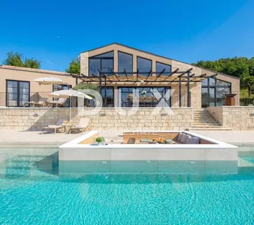 ISTRA, KAŠĆERGA - luksuzna vila s bazenom i okućnicom smještena u središnjoj Istri - cover